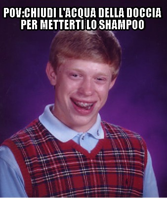 povchiudi-lacqua-della-doccia-per-metterti-lo-shampoo